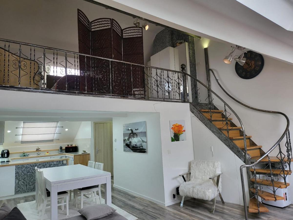 Apartament Duplex Elegant Situe A 1Min De La Gare Du Nord Bruksela Zewnętrze zdjęcie