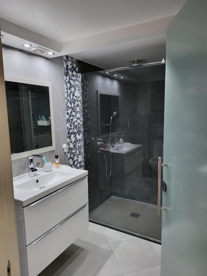 Apartament Duplex Elegant Situe A 1Min De La Gare Du Nord Bruksela Zewnętrze zdjęcie