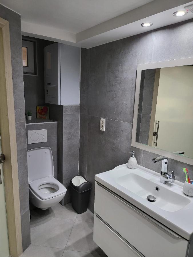 Apartament Duplex Elegant Situe A 1Min De La Gare Du Nord Bruksela Zewnętrze zdjęcie